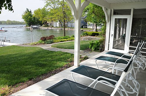 Property photo 3 - 2 Acres of Prime Lakefront Real Estate Auction with Home, Peninsula and Private Island