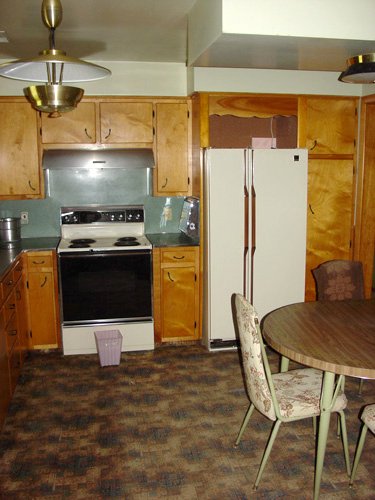 Property photo 5 - Ranch Home on 4.94 Acres Real Estate Auction and Personal Property Auction