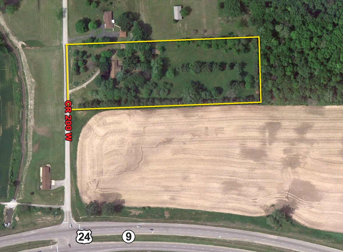 Tract map - Ranch Home on 4.94 Acres Real Estate Auction and Personal Property Auction