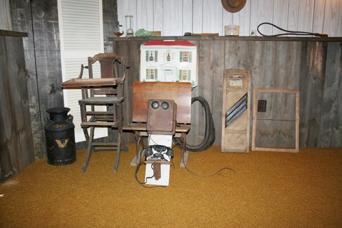 Property photo 11 - Real Estate & Personal Property Auction in Cass County Edwardsburg, MI