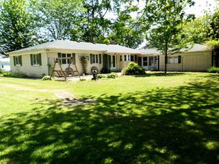 Property photo 3 - Lakefront Real Estate Auction Offered in 2 Tracts
