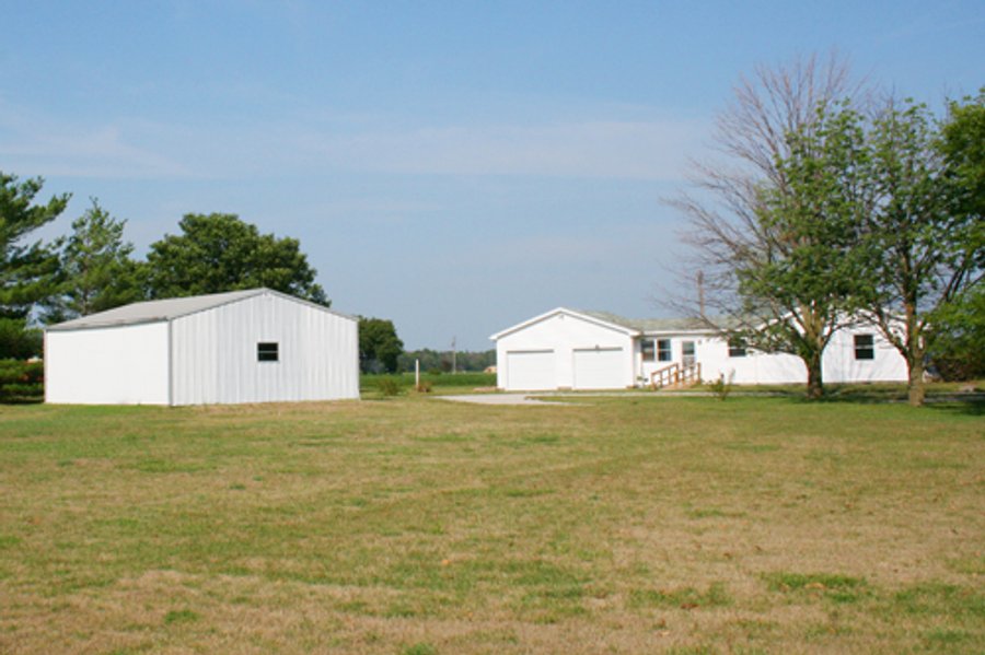 2+/- Acres with Country Home & Outbuildings Real Estate Auction