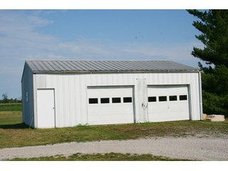 Property photo 5 - 2+/- Acres with Country Home & Outbuildings Real Estate Auction