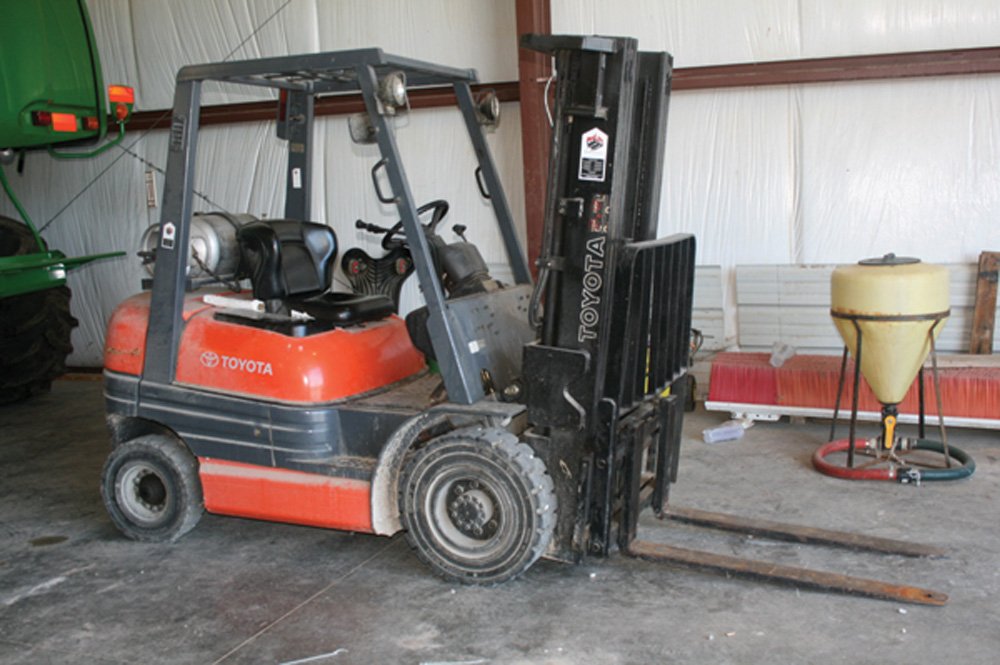 Property photo 27 - Farm Equipment Auction