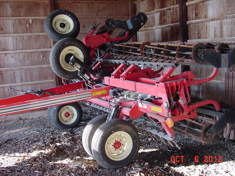 Property photo 38 - Pineview Holmestead Trust - Farm Equipment Auction