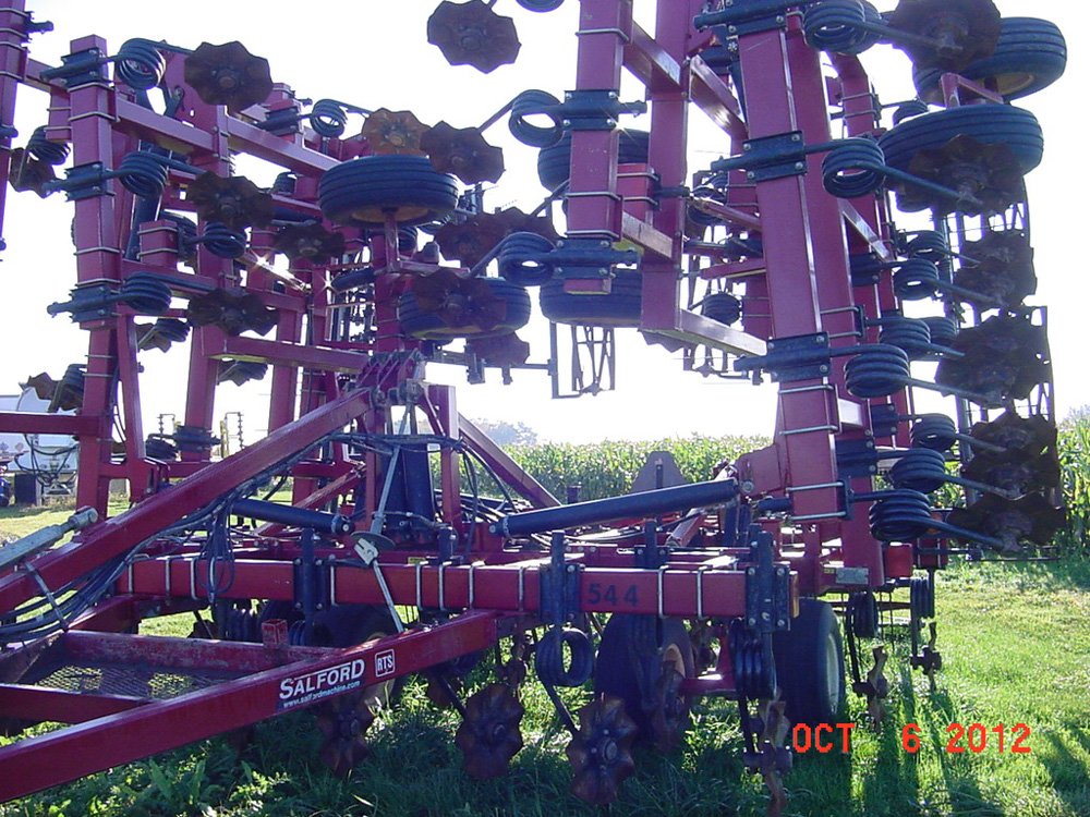 Property photo 32 - Pineview Holmestead Trust - Farm Equipment Auction