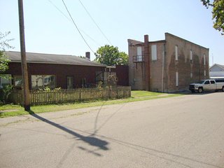 Property photo 3 - Commercial Building, Former Antique Mall - Downtown Roann