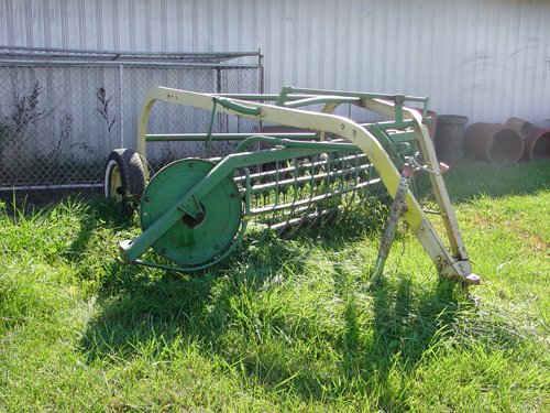Property photo 27 - Farm Equipment, Antiques, Collectibles and More! - Personal Property Auction