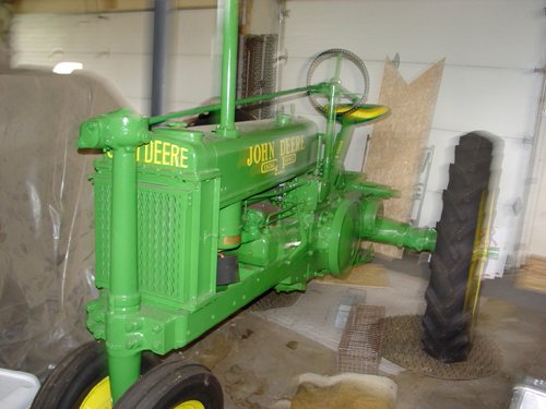 Property photo 12 - Farm Equipment, Antiques, Collectibles and More! - Personal Property Auction