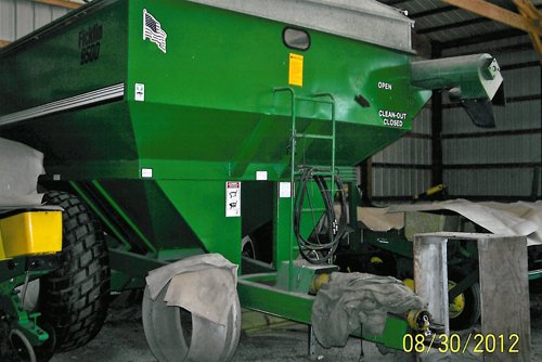 Property photo 11 - Farm Equipment Auction