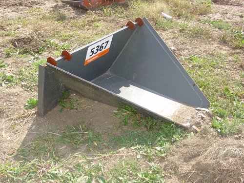 Property photo 17 - Sharp Farms - Farm Equipment Auction