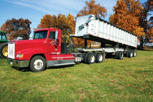 Property photo 20 - Max Brown Farms - Farm Equipment Auction