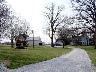 Beautiful country home and 4.5+/- acres with barn, bins, and creek.  Additional 18 acres available.

Home w/4.5 Acres - $143,000
Additional 18 Acres - $7,000/Acre
Whole Property - $269,000

Possession:  At closing on home; subject to tenants rights on farmland. - Beautiful Country Home with Acreage