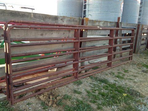 Property photo 32 - Whitney Grain & Cattle LLC Equipment Auction
