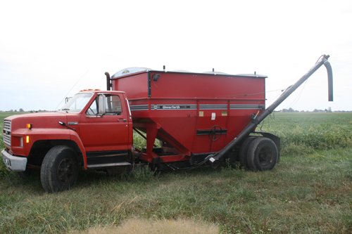 Property photo 11 - Whitney Grain & Cattle LLC Equipment Auction