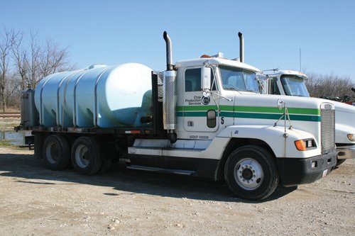 Property photo 2 - Crop Production Services - Fertilizer Equipment Auction
