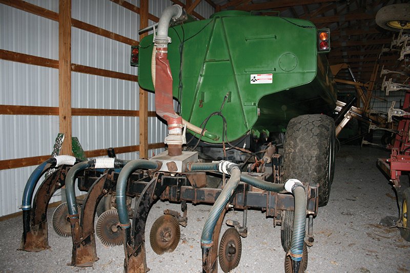 Property photo 1 - Area Farmers Equipment Auction