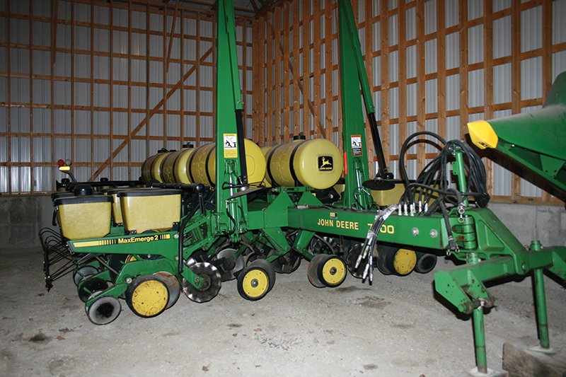 Property photo 27 - Area Farmers Equipment Auction