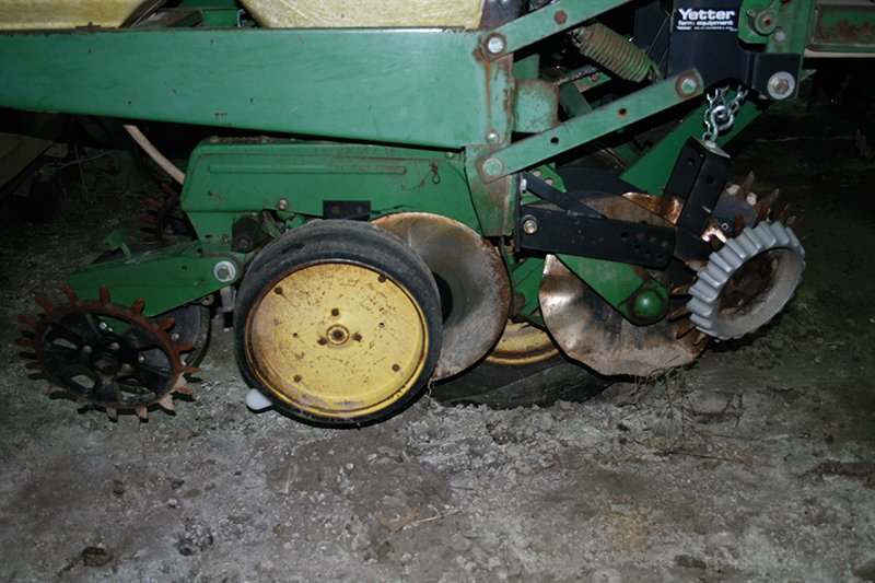 Property photo 34 - Area Farmers Equipment Auction