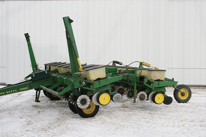 Property photo 37 - Area Farmers Equipment Auction