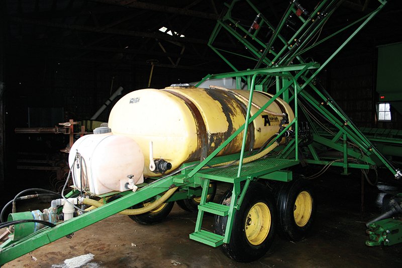 Property photo 104 - Area Farmers Equipment Auction