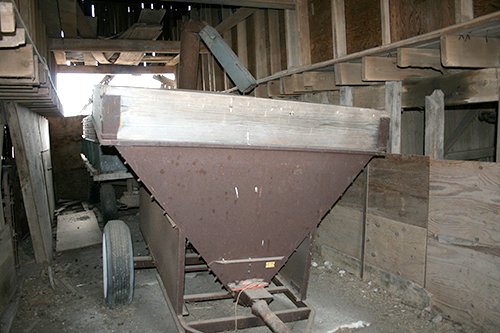 Property photo 92 - Extra Farm Equipment Auction