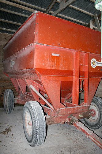Property photo 28 - Extra Farm Equipment Auction