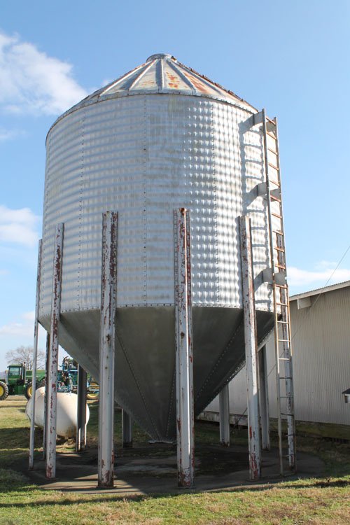 Property photo 29 - Horn Farm Equipent Estate Auction