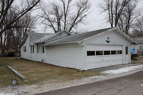 Property photo 4 - LakeFront Home Real Estate Auction