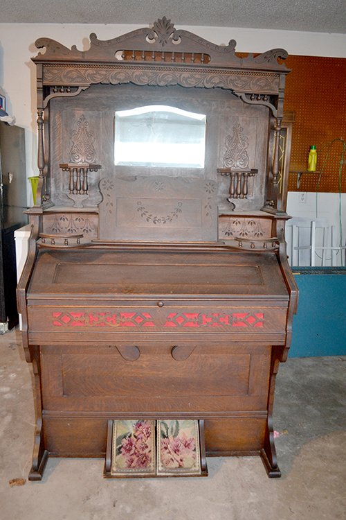 Property photo 8 - Antiques, Jewelry, Coins, Collectibles and Much More! - Personal Property Auction