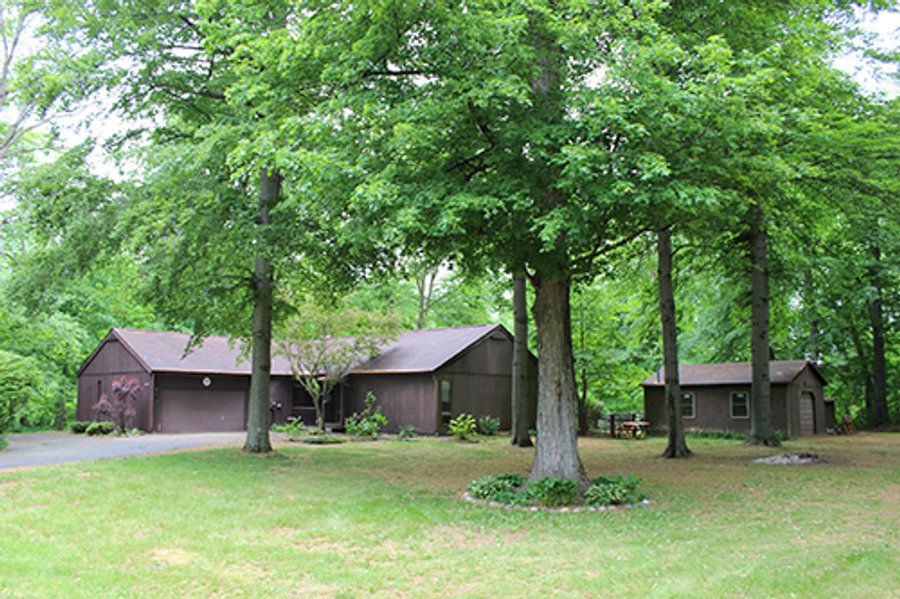 Lake Wawasee Estate Auction Offered in 3 Tracts