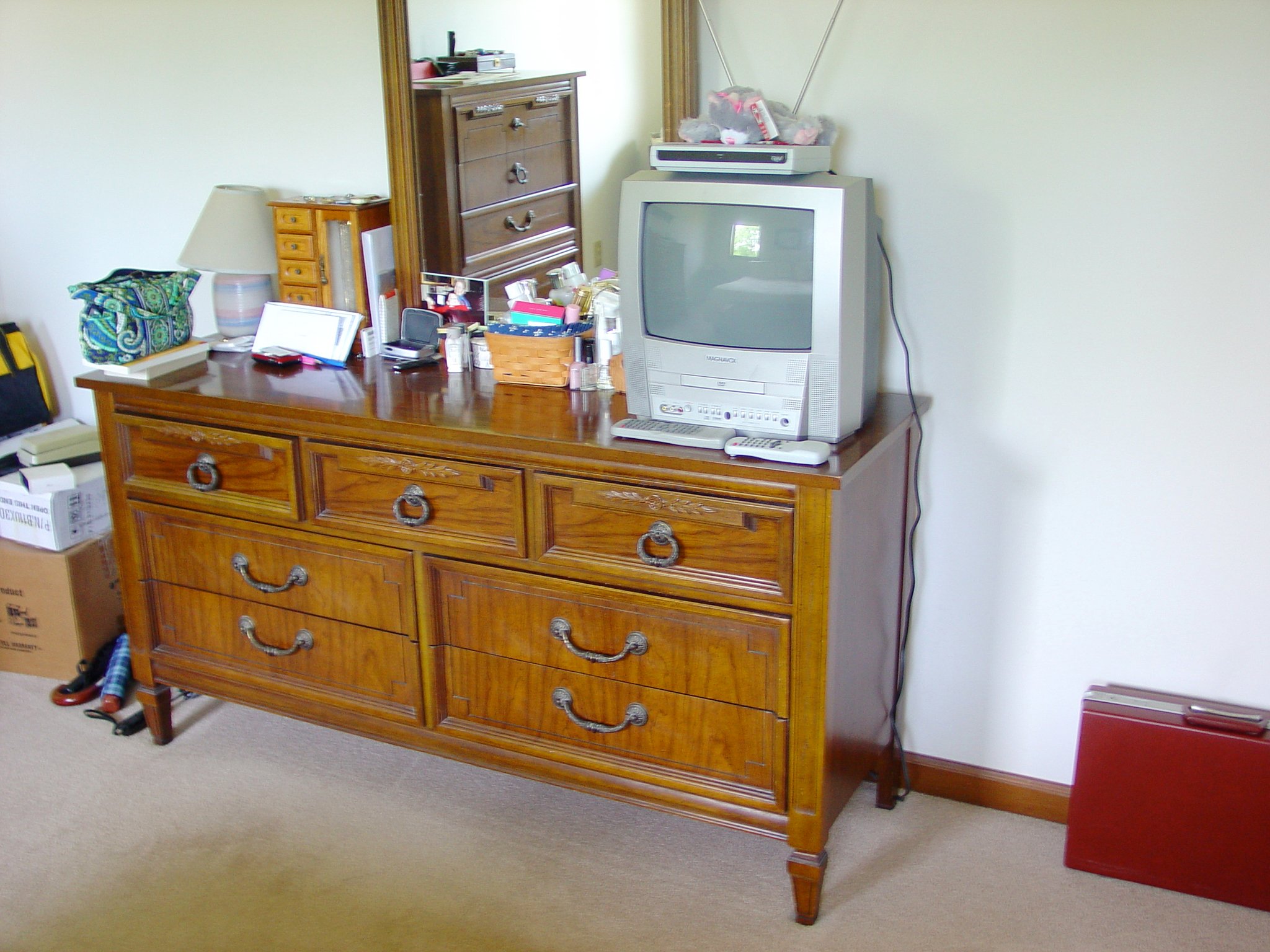 Property photo 13 - Personal Property Auction - Tractors, Tools, Furniture, Collectibles