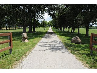 Property photo 89 - Ohio Real Estate Auction20.6 +/- Acres and Prestigious, Stately Colonial Home with Buildings