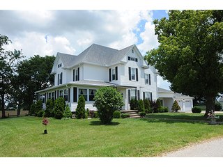Property photo 5 - Ohio Real Estate Auction20.6 +/- Acres and Prestigious, Stately Colonial Home with Buildings