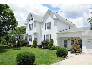 Property photo 9 - Ohio Real Estate Auction20.6 +/- Acres and Prestigious, Stately Colonial Home with Buildings