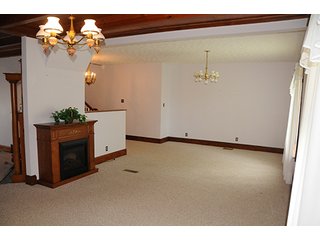 Property photo 19 - Ohio Real Estate Auction20.6 +/- Acres and Prestigious, Stately Colonial Home with Buildings