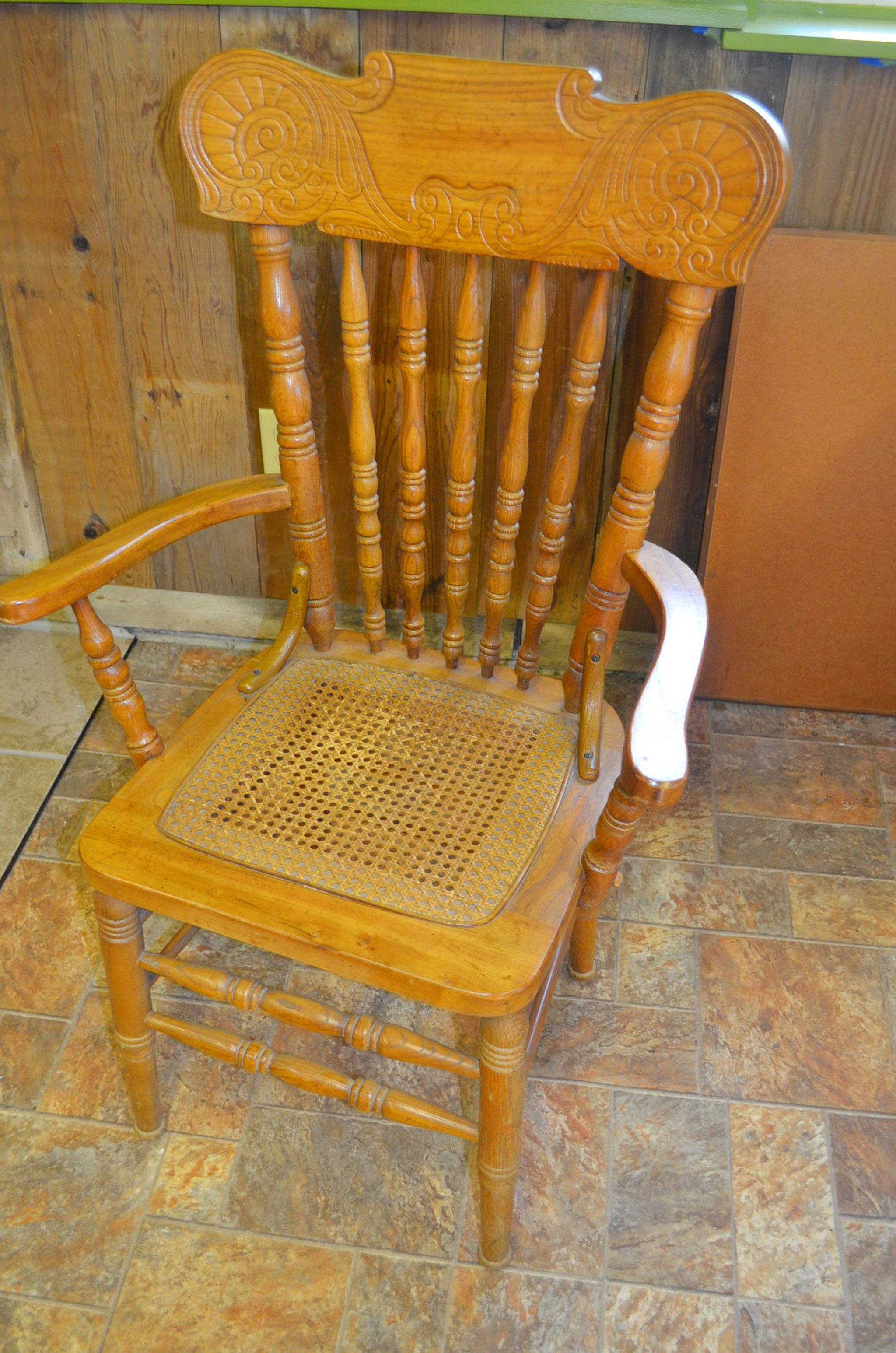 Property photo 88 - Personal Property Auction: LIVE ALPACAS, ANTIQUES, FURNITURE, GLASSWARE, TRACTOR & IMPLEMENTS, SHOP & HAND TOOLS, WOODWORKING TOOLS, LIVESTOCK EQUIPMENT
