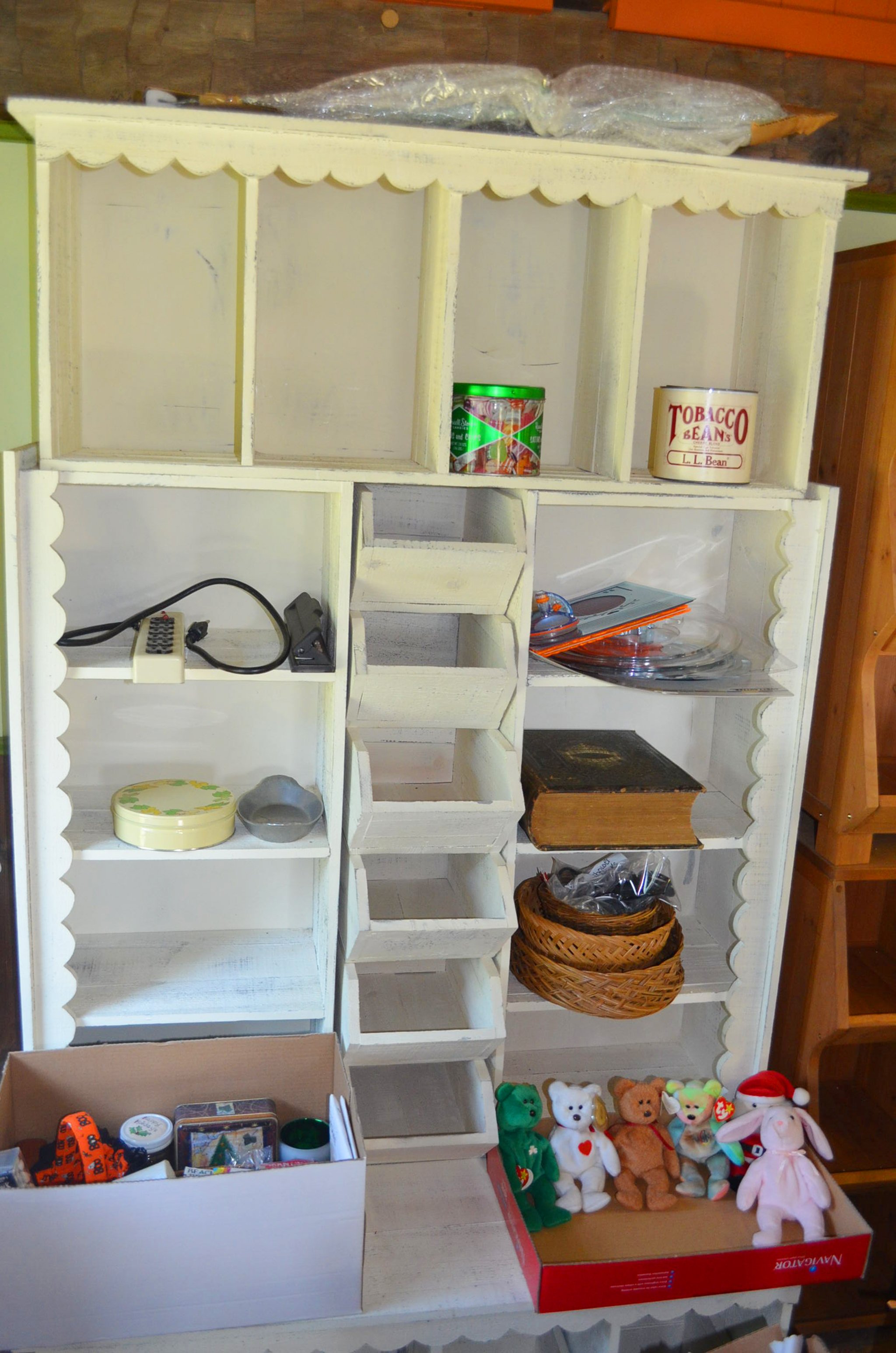 Property photo 46 - Personal Property Auction: LIVE ALPACAS, ANTIQUES, FURNITURE, GLASSWARE, TRACTOR & IMPLEMENTS, SHOP & HAND TOOLS, WOODWORKING TOOLS, LIVESTOCK EQUIPMENT