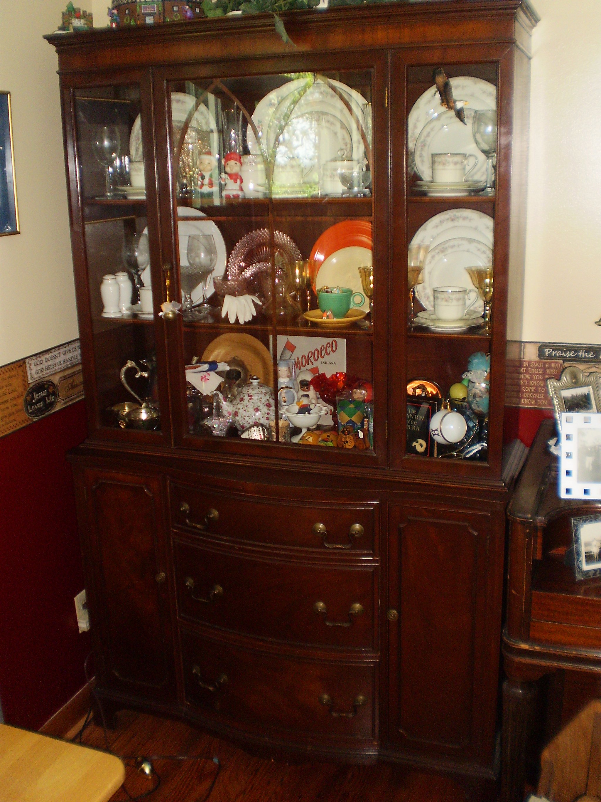 Property photo 40 - Personal Property Auction: LIVE ALPACAS, ANTIQUES, FURNITURE, GLASSWARE, TRACTOR & IMPLEMENTS, SHOP & HAND TOOLS, WOODWORKING TOOLS, LIVESTOCK EQUIPMENT