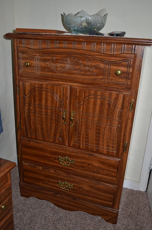 Property photo 61 - Large Estate Auction, Furniture, Appliances, Glassware, Antiques, Collectibles, Woodworking Equipment, Shop & Hand Tools