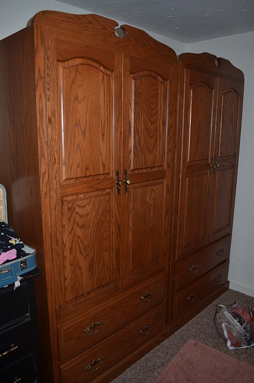 Property photo 19 - Large Estate Auction, Furniture, Appliances, Glassware, Antiques, Collectibles, Woodworking Equipment, Shop & Hand Tools
