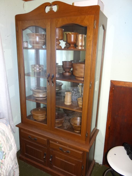 Property photo 63 - Large Estate Auction, Furniture, Appliances, Glassware, Antiques, Collectibles, Woodworking Equipment, Shop & Hand Tools