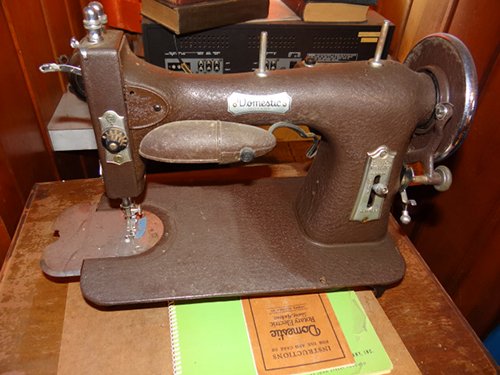 Property photo 12 - Large Estate Auction, Furniture, Appliances, Glassware, Antiques, Collectibles, Woodworking Equipment, Shop & Hand Tools