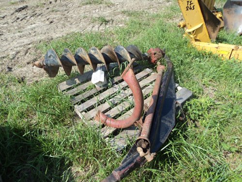 Property photo 15 - Personal Property Auction, Tractors, Dozer, Implements, Lawn & Garden, Tools, Antiques, Furniture & Household