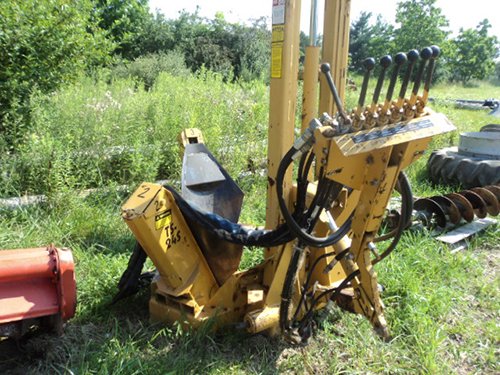 Property photo 100 - Personal Property Auction, Tractors, Dozer, Implements, Lawn & Garden, Tools, Antiques, Furniture & Household