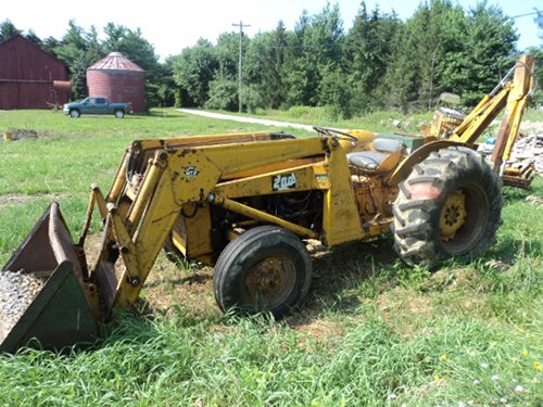 Property photo 18 - Personal Property Auction, Tractors, Dozer, Implements, Lawn & Garden, Tools, Antiques, Furniture & Household