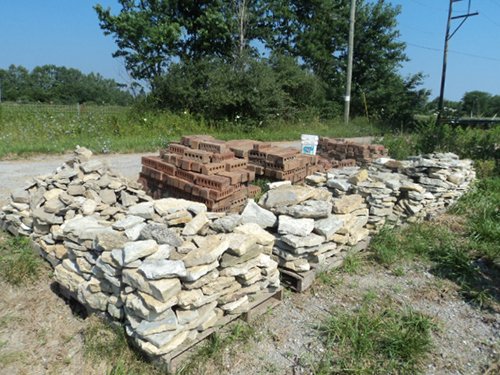 Property photo 2 - Personal Property Auction, Tractors, Dozer, Implements, Lawn & Garden, Tools, Antiques, Furniture & Household