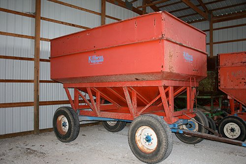 Property photo 16 - Farm Equipment Auction