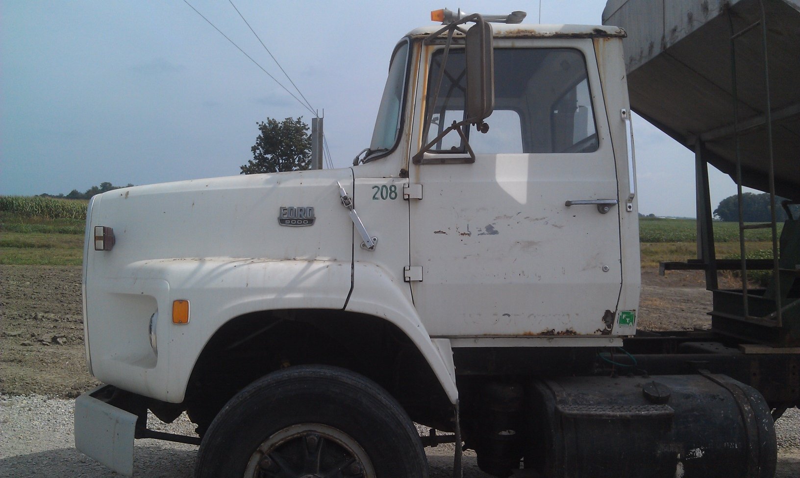 Property photo 5 - ONLINE ONLY AUCTION FARM EQUIPMENT at www.schraderauction.com