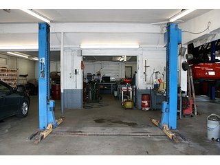 Property photo 1 - Real Estate & Personal Property Auction, Complete Business Liquidation Auction